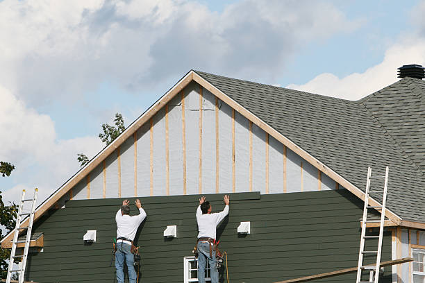 Professional Emergency Siding Repair technician working in Hope Mills, NC